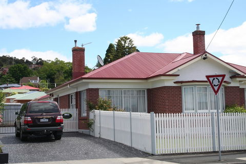 Moonah Central Apartments - Sydneys Hotel 1