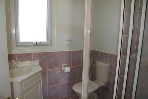 Tumut Apartments - Sydneys Hotel 4