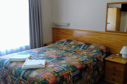 Armidale Rose Villa Motel - Sydneys Hotel 6