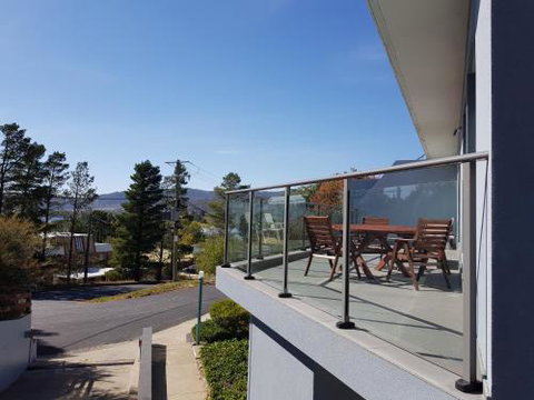 Summit 7 - Sydneys Hotel 2