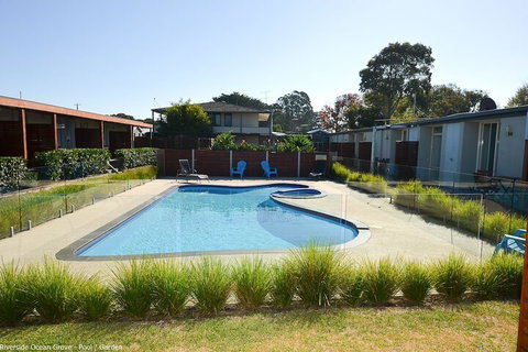 Riverside Ocean Grove - Sydneys Hotel 2