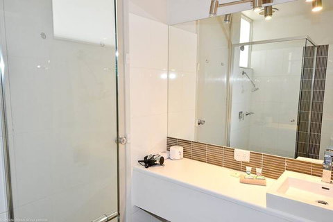 Riverside Ocean Grove - Sydneys Hotel 6
