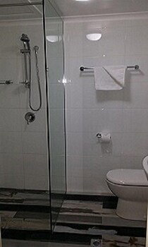 Town & Country Motel - Sydneys Hotel 5