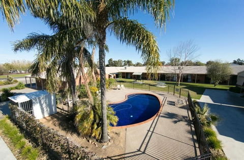 Ashleigh Court Motor Inn - Sydneys Hotel 2