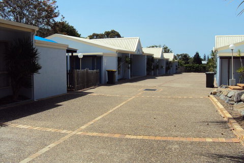 Palm Valley Motel And Self-contained Holiday Units - Sydneys Hotel 1