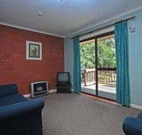 Kingsway Holiday flats  Gariwerd house. - Sydneys Hotel