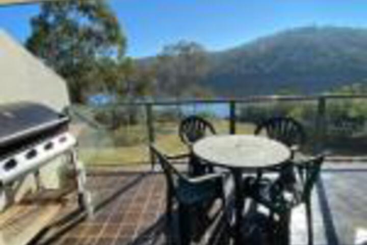 Pilot Wilderness NSW Sydneys Hotel