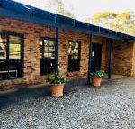 Beulah by the Lake - Sydneys Hotel