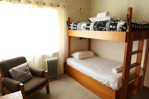Moonbah 2 - Sydneys Hotel 2