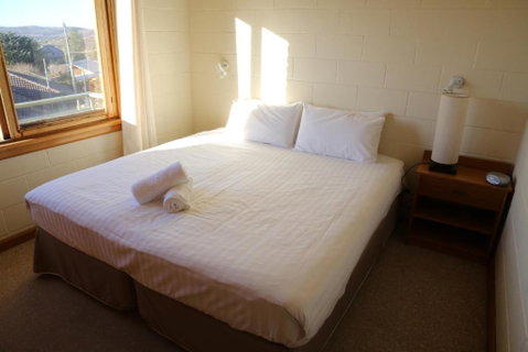 Moonbah 2 - Sydneys Hotel 4