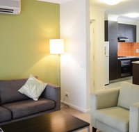 Oceanic On Thompson Apartments - Sydneys Hotel