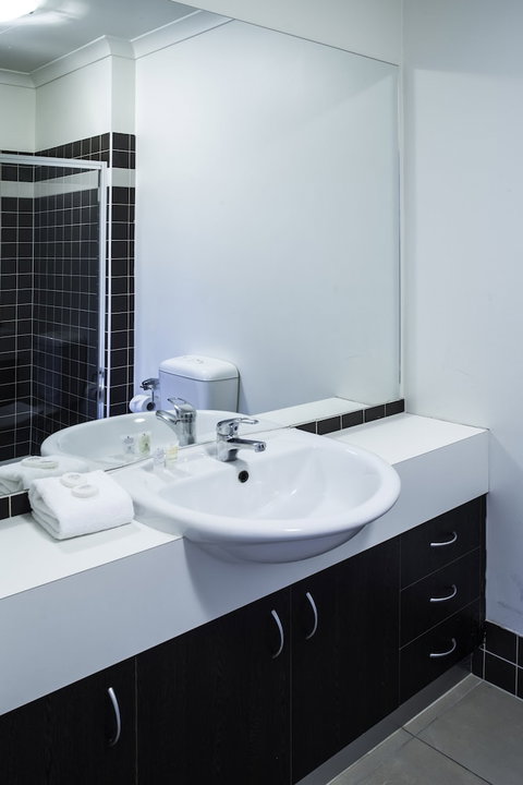 Oceanic On Thompson Apartments - Sydneys Hotel 2
