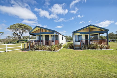 Acclaim Rose Gardens Beachside Holiday Park - Sydneys Hotel 6