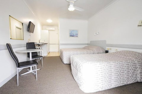 Centretown Motel Nagambie - Sydneys Hotel 7