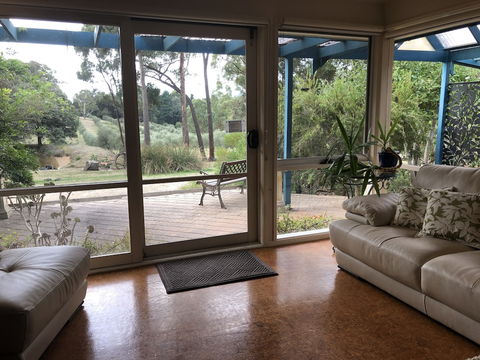 Countryside Connections Spa Cottage - Sydneys Hotel 3