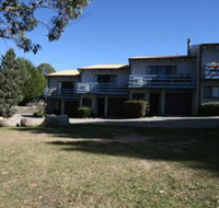 Alpha Centauri Townhouses - Sydneys Hotel