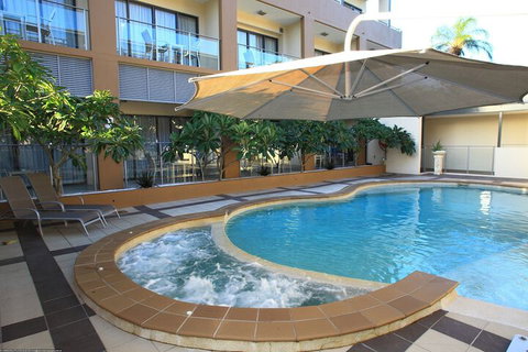 Eden By The Bay - Sydneys Hotel 4