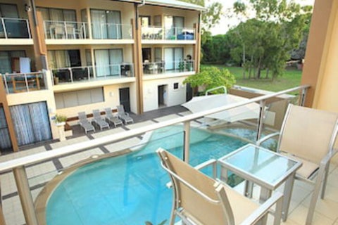 Eden By The Bay - Sydneys Hotel 5