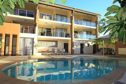 Eden By The Bay - Sydneys Hotel 3