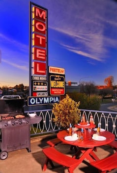 Olympia Motel - Sydneys Hotel 1