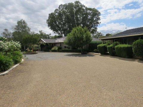 Burringa Motel - Sydneys Hotel 0
