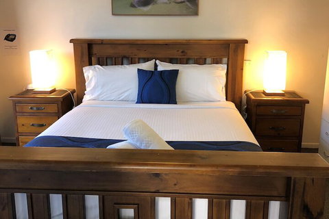 Logan City Motor Inn - Sydneys Hotel 6