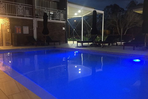 Logan City Motor Inn - Sydneys Hotel 2