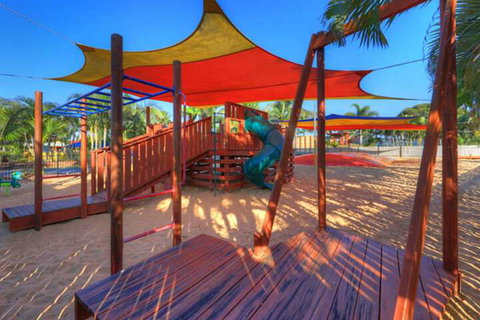 NRMA Capricorn Yeppoon Holiday Park - Sydneys Hotel 1