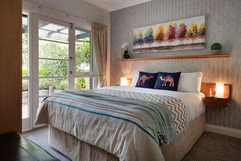 Arabella Heights - Sydneys Hotel 1