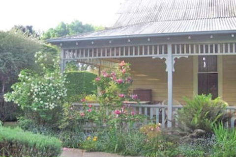 Mooltan House-hepburn Springs - Sydneys Hotel 4