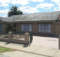 On The McIvor - Sydneys Hotel