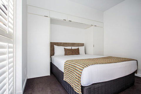 Code Apartments - Sydneys Hotel 4