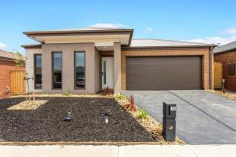 Serviced Houses Point Cook - Sydneys Hotel 4