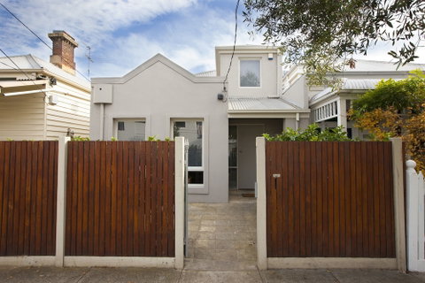 BOUTIQUE STAYS - Roxys Place - Sydneys Hotel 1