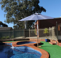 Golden Reef Motor Inn - Sydneys Hotel
