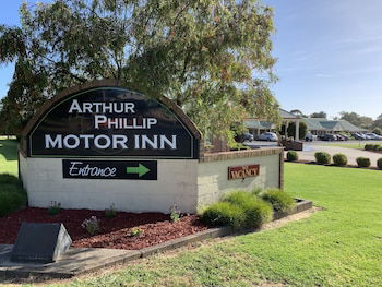 Arthur Phillip Motor Inn - Sydneys Hotel 0