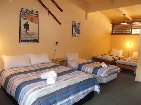 Harrietville Hotel Motel - Sydneys Hotel 6