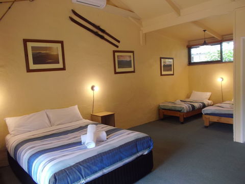 Harrietville Hotel Motel - Sydneys Hotel 2