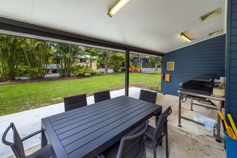 Safety Beach Ocean Bungalows - Sydneys Hotel 2