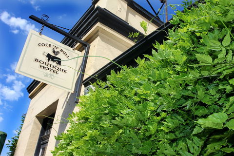 CocknBull Boutique Hotel - Sydneys Hotel 0