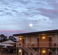 Queanbeyan Motel - Sydneys Hotel