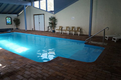 Magdala Motor Lodge & Lakeside Restaurant - Sydneys Hotel 2