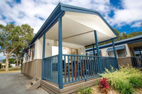Reflections Holiday Parks North Haven - Sydneys Hotel 0