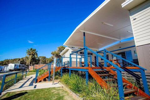 Reflections Holiday Parks Bonny Hills - Sydneys Hotel 2