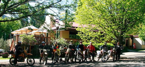 Harrietville Snowline Hotel - Sydneys Hotel 0