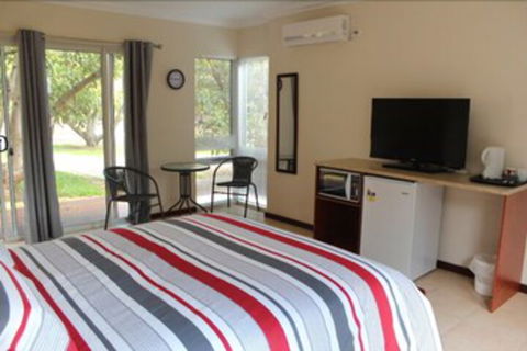 Avocados Accommodation - Sydneys Hotel 7