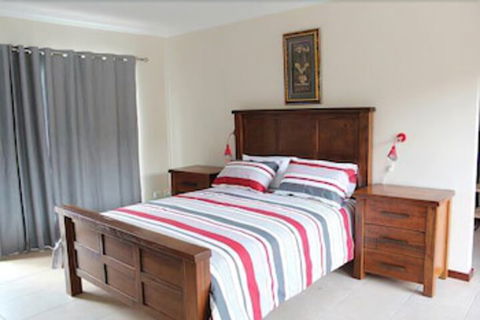 Avocados Accommodation - Sydneys Hotel 4
