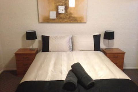 Copper Gate Motel - Sydneys Hotel 0