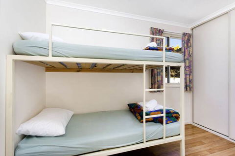 Armidale Tourist Park - Sydneys Hotel 6