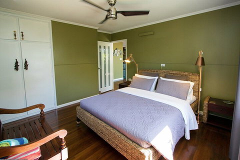 The Beachside Cottages - Sydneys Hotel 2